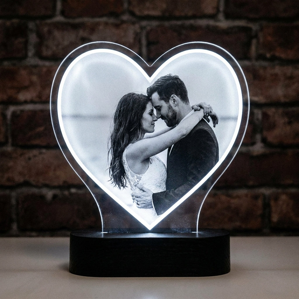 Lámpara corazón de pareja blanco y negro personalizada LED metacrilato