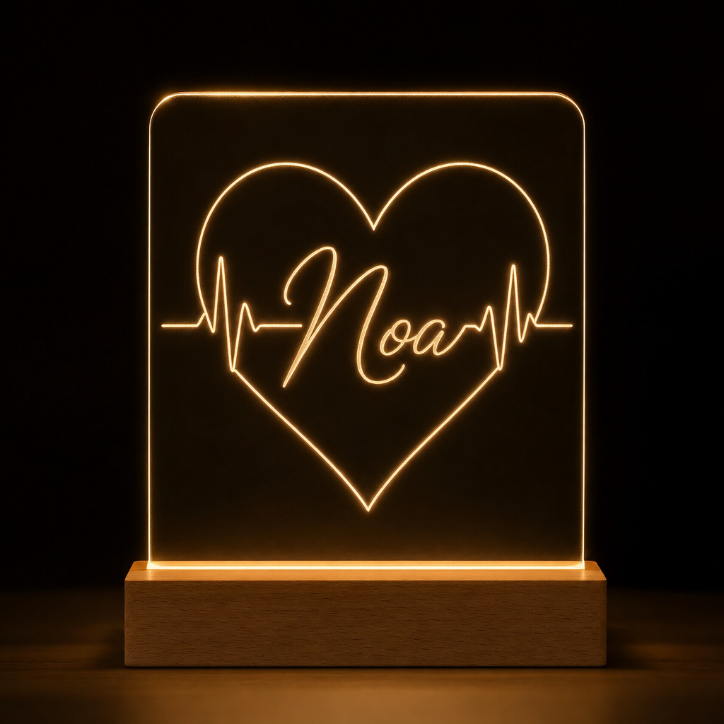 Lámpara corazón con nombre para bebé