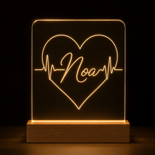 Lámpara corazón con nombre para bebé